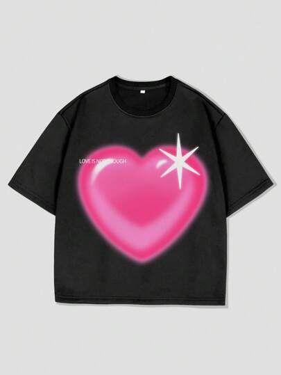 Anime Camiseta de manga corta de cuello redondo holgada con estampado de corazón para hombre, uso casual de todos los días