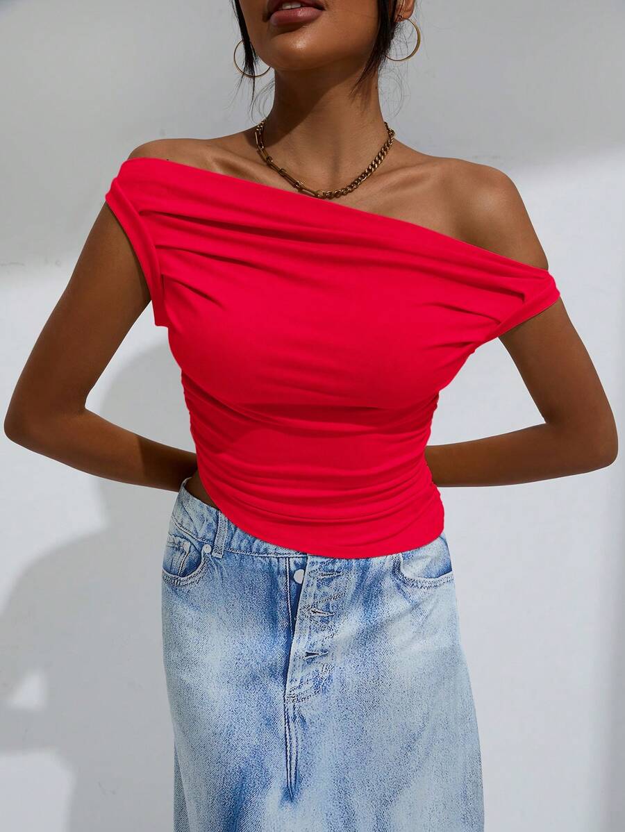 EMERY ROSE Red Solid Ruched Side Asymmetrical Neck Crop Top - Red - View 1