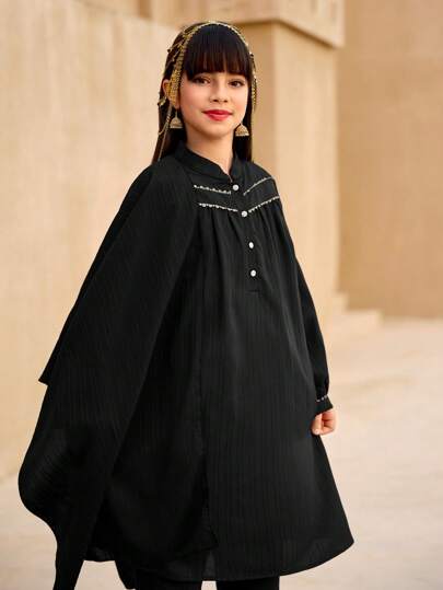 SHEIN Set de 2 piezas para niña preadolescente: blusa de manga larga negra y pantalones negros, con detalles de cinta con botones y adornos dorados, conjunto apropiado para uso diario, primavera y otoño, Ramadán