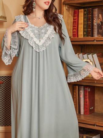 Plus Size Women's Loose Fit Long Sleeve Nightgown With Floral Embroidered Retro Palace Style, Moo Moo Sleep Dress , Cozy And Elegant Details, Fall & Winter