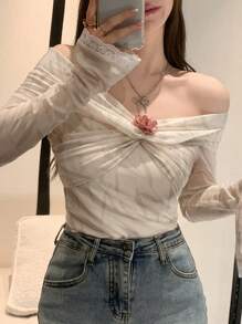 DAZY Bluse mit Blume Muster, Spitze, Carmen-Ausschnitt und Rüschenärmeln, Langarm Damen Top, Herbstmode für Frauen - Weiss - Übersicht 2