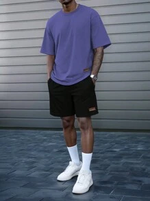 Manfinity Homme Phong cách đường phố trẻ trung dành cho nam, INS kết hợp với thiết kế khối màu thể thao nhiều sọc Bionic Ngụy trang in kỹ thuật số tay ngắn và quần short. Bộ trang phục này thể hiện tính thẩm mỹ của nhạc Rock đường phố và hoàn hảo cho các lễ hội âm nhạc và trang phục hàng ngày, khiến nó trở thành món quà lý tưởng cho bạn trai hoặc chồng, phản ánh phong cách đường phố và Y2K. Bộ quần short nam, trang phục hai mảnh dành cho nam, áo ngắn tay in họa tiết và quần short dành cho nam, bộ quần short 2 mảnh, bộ trang phục 2 mảnh dành cho nam ngắn - Nhiều màu - Xem 1