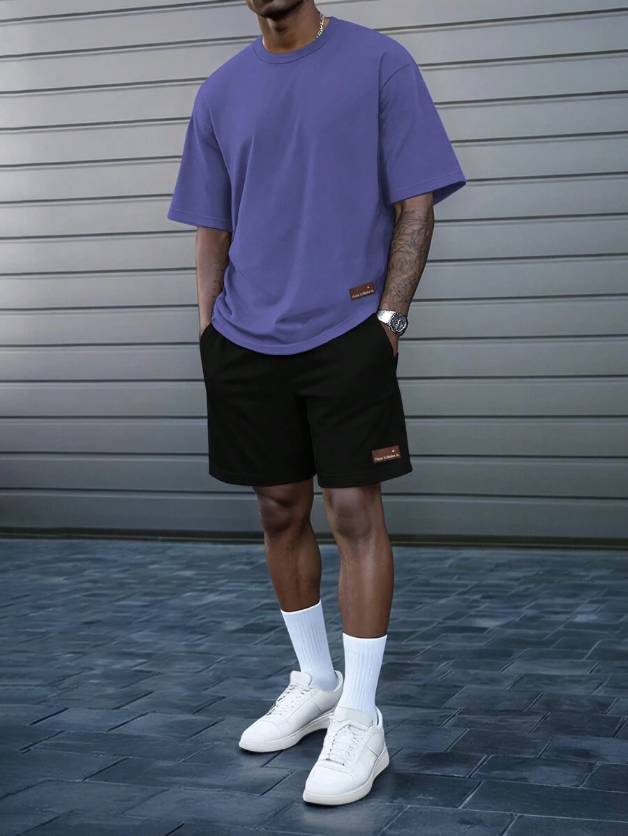 Manfinity Homme Phong cách đường phố trẻ trung dành cho nam, INS kết hợp với thiết kế khối màu thể thao nhiều sọc Bionic Ngụy trang in kỹ thuật số tay ngắn và quần short. Bộ trang phục này thể hiện tính thẩm mỹ của nhạc Rock đường phố và hoàn hảo cho các lễ hội âm nhạc và trang phục hàng ngày, khiến nó trở thành món quà lý tưởng cho bạn trai hoặc chồng, phản ánh phong cách đường phố và Y2K. Bộ quần short nam, trang phục hai mảnh dành cho nam, áo ngắn tay in họa tiết và quần short dành cho nam, bộ quần short 2 mảnh, bộ trang phục 2 mảnh dành cho nam ngắn - Nhiều màu - Xem 1