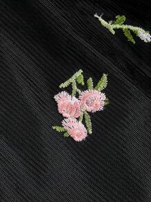 SHEIN MOD Vestido negro bordado con flores abullonado, romántico y elegante para citas, fiestas y días festivos