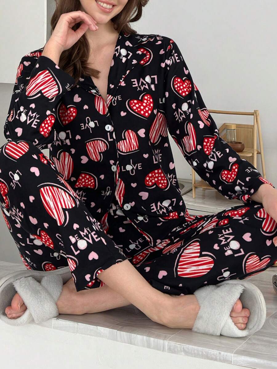 RueChic 2pcs Suede Button Front With Contrast Colour Slogan&Heart Printed Homewear Set - Black - View 1