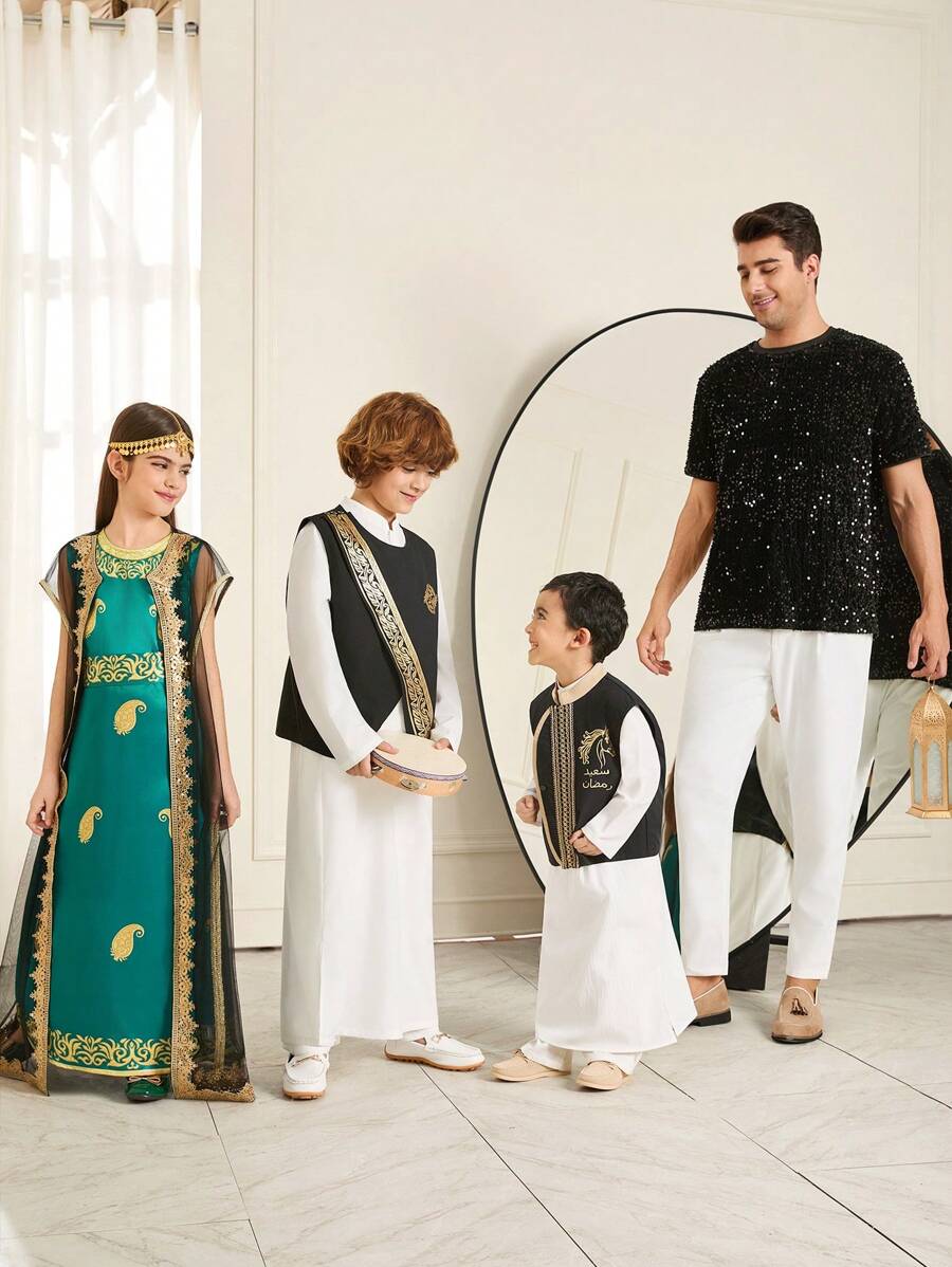 SHEIN Leap Crew 2pcs Tween Boy Middle East Style Solid Color Faux Foil Geometric Pattern Vest And Lapel Half-Open Abaya Set, Suitable For Autumn, Spring, Summer, Outdoor Play, School, Street Photography, Party, Casual Wear - Black and White - View 1