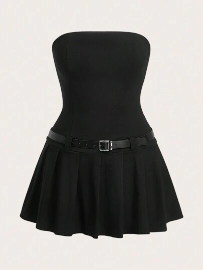 SHEIN EZwear Minivestido negro sin tirantes de talla grande con pliegues, de tela elástica, viene con cinturón de cintura de PU, para primavera/verano