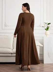 Mulvari 大码纯色长袖褶皱简约休闲连衣裙