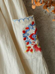 SHEIN Baby Girls Apricot Embroidered Sleeveless Dress, Pastoral Floral Pattern, Suitable For Holidays, Gatherings, Exuding Elegant Style