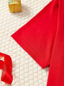 Manfinity Homme Camiseta de manga corta con cuello redondo de color rojo para hombres, adecuada para el Año Nuevo Chino del Año de la Serpiente 2025 - Rojo - Ver 7