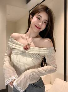 DAZY Bluse mit Blume Muster, Spitze, Carmen-Ausschnitt und Rüschenärmeln, Langarm Damen Top, Herbstmode für Frauen - Weiss - Übersicht 4