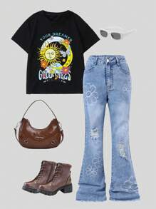 SHEIN Conjunto casual urbano de 2 piezas para niñas preadolescentes: Camiseta negra de manga corta y hombros caídos con estampado de girasol y jeans acampanados con estampado floral rasgado - Negro - Ver 3