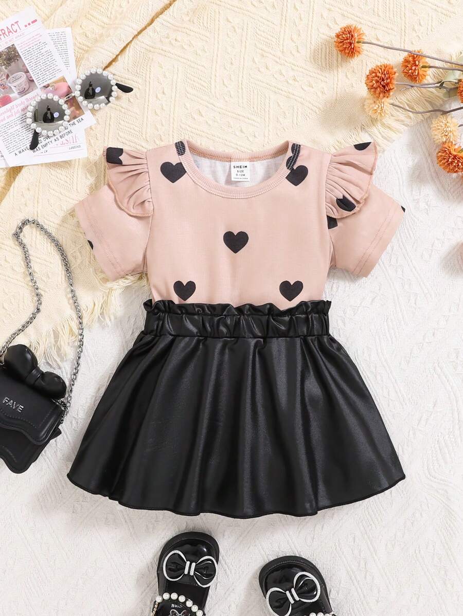 Baby/Toddler Girls Elegant Fashion Casual Versatile Loose Comfortable Rib Knit Heart Print Cap Sleeve Beige T-Shirt Top And Black PU Leather Ruffle Elastic Waist Skirt Infant OOTD Outfit, Spring/Summer New