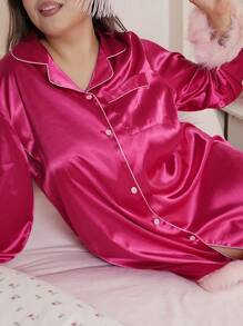 SweetSlumber Camisón abierto de talla grande con parches de plumas