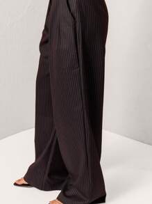 Aralina 优雅黑色直筒褶皱西装裤