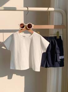 SHEIN 2 件装男宝宝夏季休闲运动可爱字母针织短袖上衣和松紧腰短裤套装 - 彩色 - 查看 2