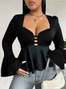 Flirla 大码性感 T 恤，带花卉蕾丝边和喇叭袖 女士优雅上衣 女士优雅上衣 女士黑色上衣 - 黑色 - 查看 3