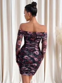 SHEIN Clasi 1 pieza Vestido con estampado de rosas, hombros descubiertos, ajustado, con superposición de malla para mujeres, ropa para San Valentín, vestidos rojos elegantes y sofisticados
