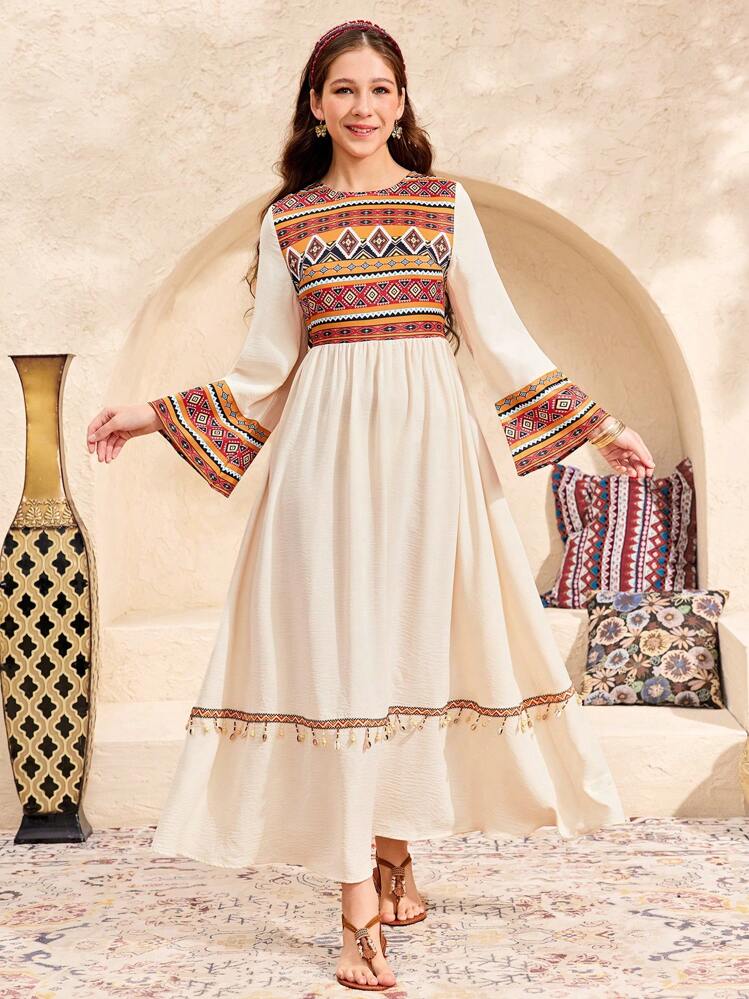 SHEIN 少女斋月拼接印花流苏休闲长袖连衣裙 - 杏色 - 查看 1