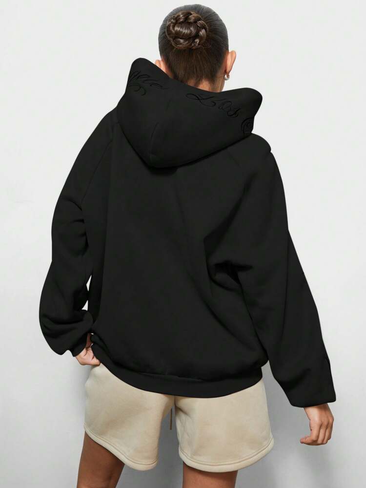 SUMWON Luxury Designer Embroidered Script Sleeve Sweatshirt Autumn Winter Collection Athleisure Essential Loungewear Sweater With Kangaroo Pocket Cozy Active Casual