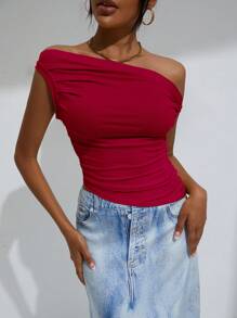 GENKIRA Solid Ruched Side Asymmetrical Neck Crop Red Top - Red - View 6