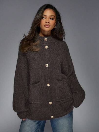 MISSGUIDED Luxuriöse gestrickte Knopfkardigan mit goldenem Designer-Hardware, Ballonärmel, kuscheliger Winter-Pullover, oversized Rollkragen Mode-Oberbekleidung