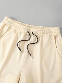 Manfinity Homme Men's Casual Shorts, Minimalist & Fashionable, For Daily Wear