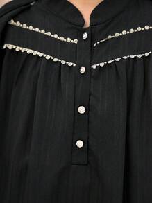 SHEIN 2 件套 Tween Girl 黑色长袖上衣和黑色裤子，配金色纽扣金色饰带细节，适合日常穿着、春秋季、斋月 - 黑色 - 查看 4