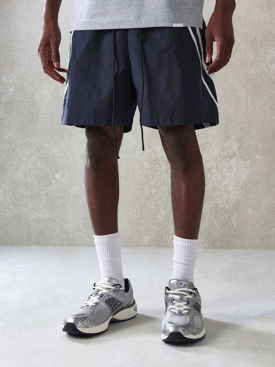 SUMWON 运动表现训练短裤，带侧边带细节，腰部抽绳，速干面料，非常适合健身房锻炼、跑步、篮球运动锻炼