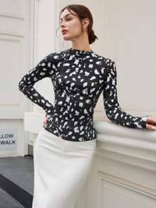 BizChic Women's Printed Knot Detail Long Sleeve Hollow Back Top, Suitable For Valentine's Day Date, Spring/Summer - Black and White - View 4