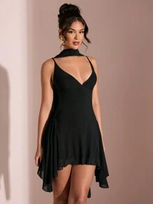 SHEIN BAE 夏季海滩度假优雅纯黑色深 V 领缎带迷你连衣裙，适合日常约会、夜间外出、夜总会、派对、聚会、鸡尾酒会、节日连体裤、泳池派对、办公室穿着、通勤连衣裙