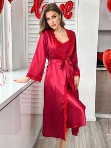 SilkySpell Set de camisón y bata de satén con adornos de encaje y abertura lateral, diseño de tirantes fino para mujer, ideal para el Día de San Valentín o vacaciones'