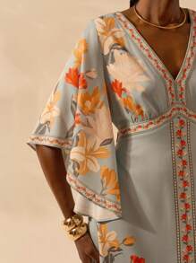 CAJUNI 女士波西米亚风热带花卉印花深 V 领荷叶边袖连衣裙，度假休闲夏季连衣裙 - 彩色 - 查看 5