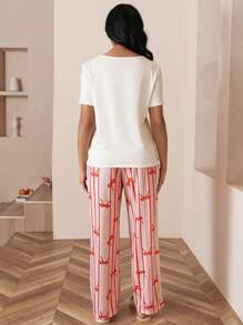 女士字母、蝴蝶结和条纹印花睡衣套装，适合情人节 - 白色 - 查看 2