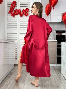 SilkySpell Set de camisón y bata de satén con adornos de encaje y abertura lateral, diseño de tirantes fino para mujer, ideal para el Día de San Valentín o vacaciones'