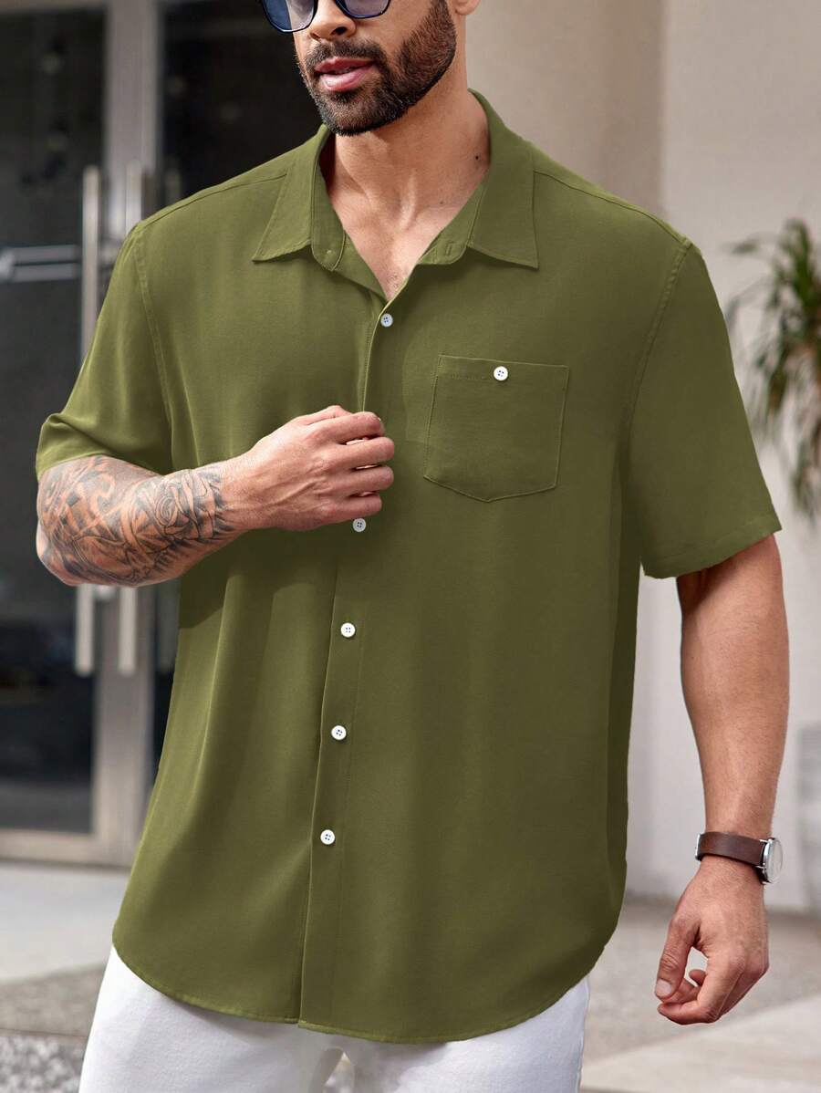 Manfinity VCAY 梭织休闲短袖衬衫（大码） - 軍綠色 - 查看 1