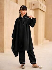 SHEIN 2 件套 Tween Girl 黑色长袖上衣和黑色裤子，配金色纽扣金色饰带细节，适合日常穿着、春秋季、斋月 - 黑色 - 查看 5