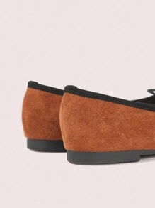CUCCOO DOLLMOD Mocasín plano con decoración de lazo versátil - Marrón - View 8