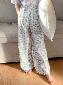 DAZY Tween Girl All Over Print Casual Pants, Spring/Summer Floral Vacation - White - View 1