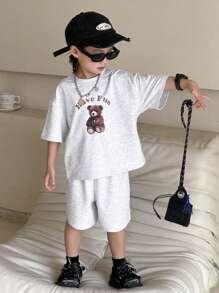 DAZY Set de 2 piezas de Top de manga corta y pantalones cortos con estampado de oso, uso diario casual y minimalista para niño