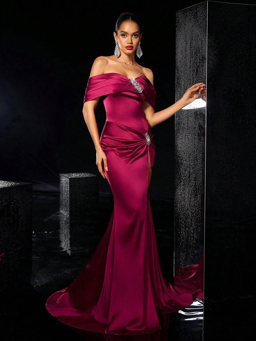 Glamrae 优雅光泽的缎子蝴蝶结造型，露肩华丽水钻装饰，腰部褶皱，性感网眼缝线，高开叉鱼尾，婚礼宾客礼服，适合情人节约会、度假、婚礼、派对礼服、正式礼服、晚礼服等晚宴礼服 - 中紫紅色 - 查看 1