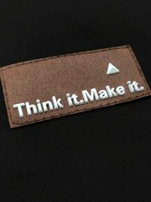 Manfinity Homme 男士青春街头风，INS上搭配高街风多条纹运动拼色设计仿生迷彩数码印花短袖T恤短裤套装。这套服装体现了街头摇滚美学，非常适合音乐节和日常穿搭，是送给男朋友或老公的理想礼物，体现了街头潮流和Y2K风格。男士短裤套装，男士两件套服装，男士印花短袖上衣短裤套装，两件套短裤套装，男士两件套短裤套装