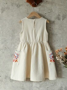 SHEIN Baby Girls Apricot Embroidered Sleeveless Dress, Pastoral Floral Pattern, Suitable For Holidays, Gatherings, Exuding Elegant Style