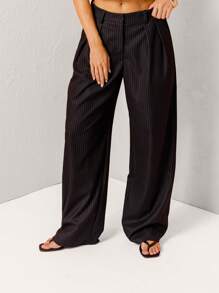 Aralina 优雅黑色直筒褶皱西装裤