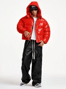 Manfinity RebelGame Chaqueta con capucha casual de unicolor con cremallera brillante, estilo collar, invierno para hombre