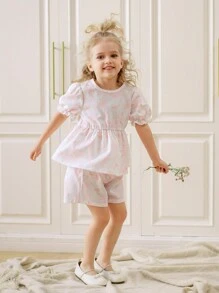 SHEIN Mädchen Schmetterling & Blumen Muster Stoff Rundhals Lässig Locker Kurzarm Hemd und Weite Taille Volant Saum Shorts Set, süßer & einfacher Sommer Outfit
