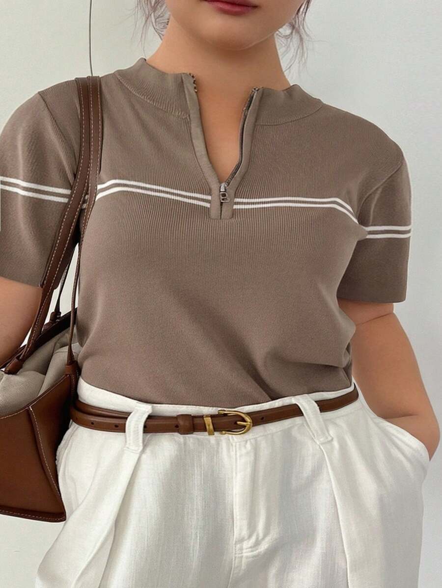 Dazy Plus Áo dệt kim cổ bẻ nửa khóa kéo dáng rộng, cỡ lớn, thích hợp cho mùa xuân, mùa hè, dành cho giáo viên. - Màu Khaki - Xem 1