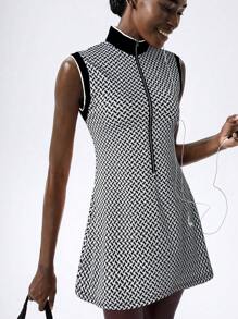 VARSITIE Retro Old Money Jacquard Turtleneck Sleeveless Zipper Slim Mini Dress Women Active Dresses - Black - View 1