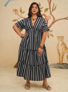 Travachic Plus Size Bohemian Vacation Casual Boho Summer Dress, Black Retro Print & Striped Floral Pattern For Women - Black and White - View 3