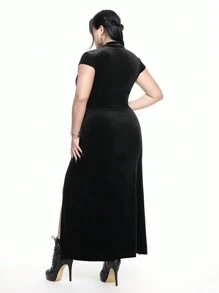 ROMWE Goth Plus Size Moon Hollow Embroidery Velvet High Slit Dress - Black - View 4